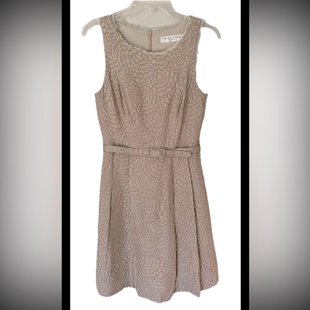 Trina Turk Size 2 to 4 Sleeveless Women's A Line Belted Dress Waist 28”